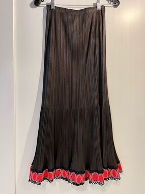 Archival Pleats Please Issey Miyake 2007 Embroidered Trim Maxi Skirt - Size 3